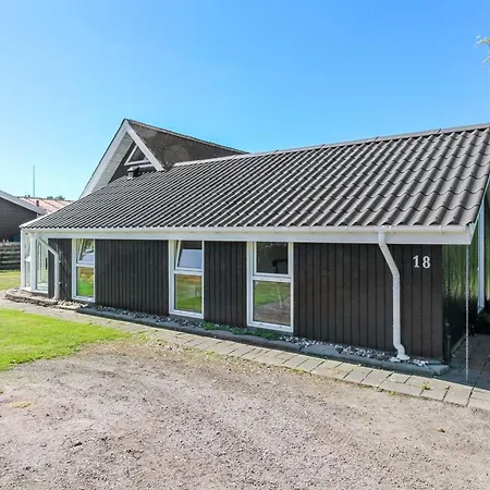 Elbert - 100m From The Sea By Interhome Otterup